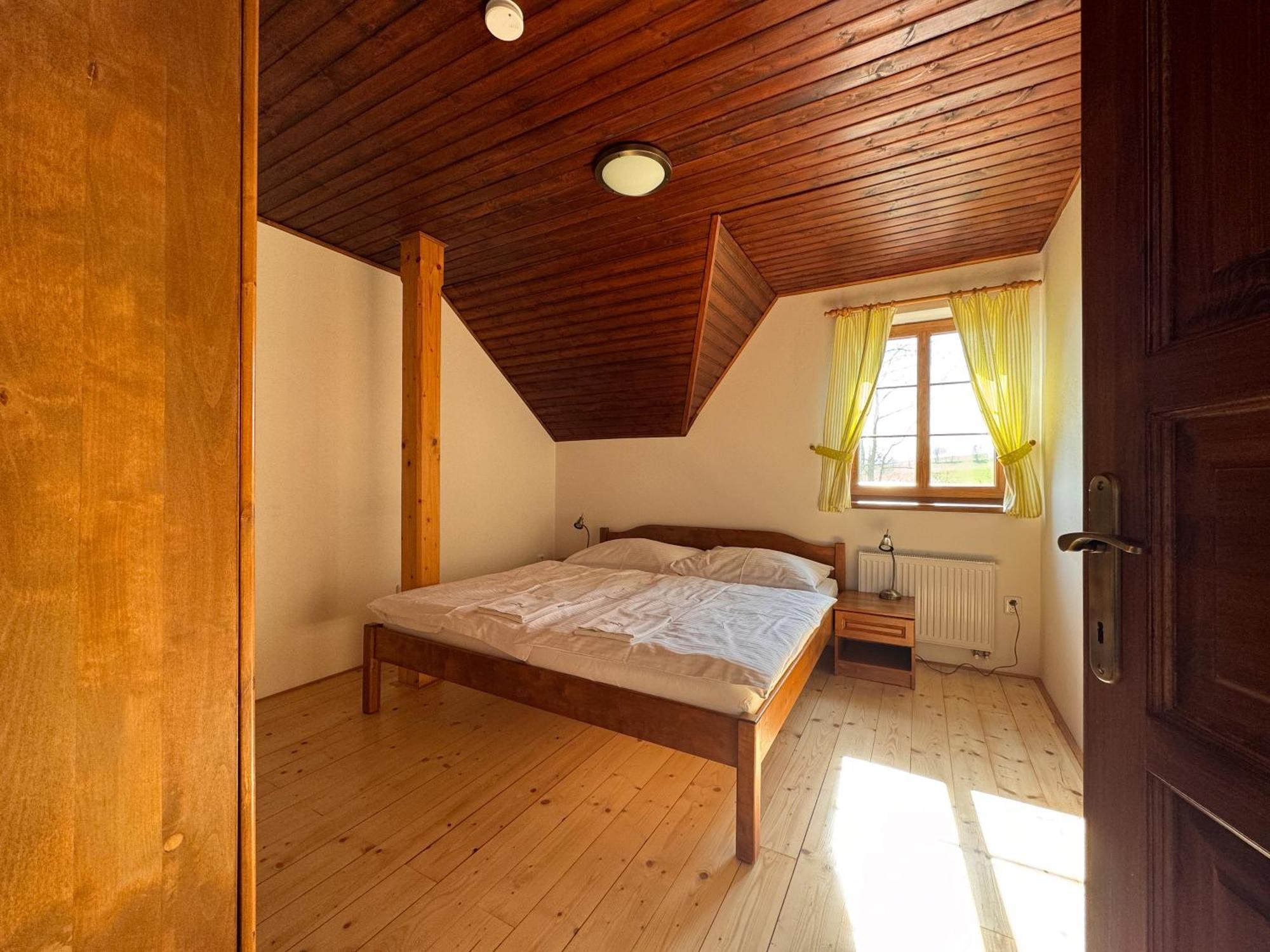 Penzion Terezka Kraliky Luaran gambar