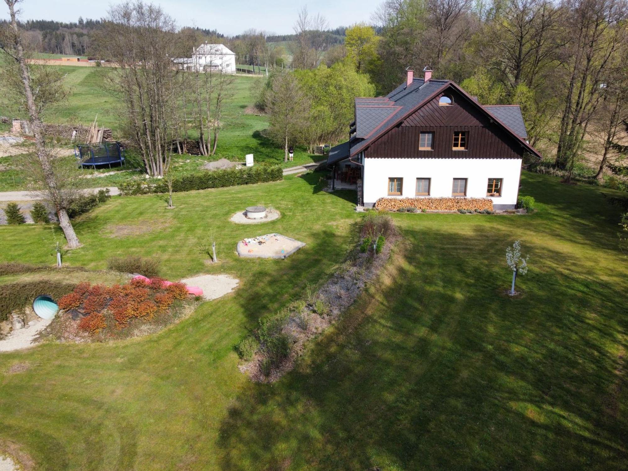 Penzion Terezka Kraliky Luaran gambar