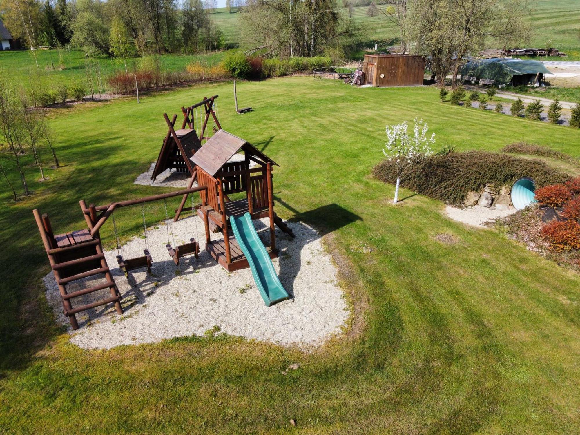 Penzion Terezka Kraliky Luaran gambar